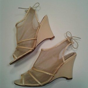 Pour la Victoire Shoes Wedges Mesh Peep Toe Ivory